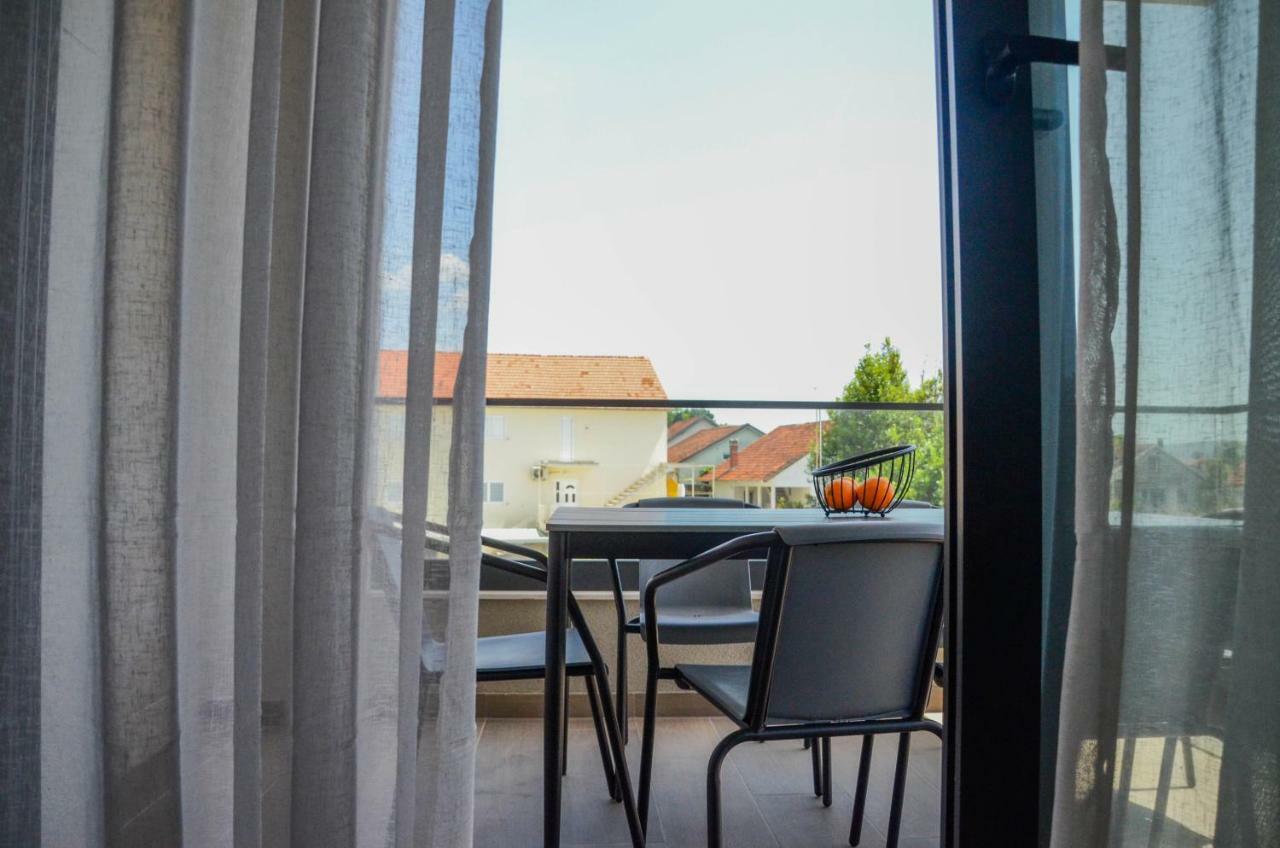 Premium-Designed Apartments Tivat Exterior foto